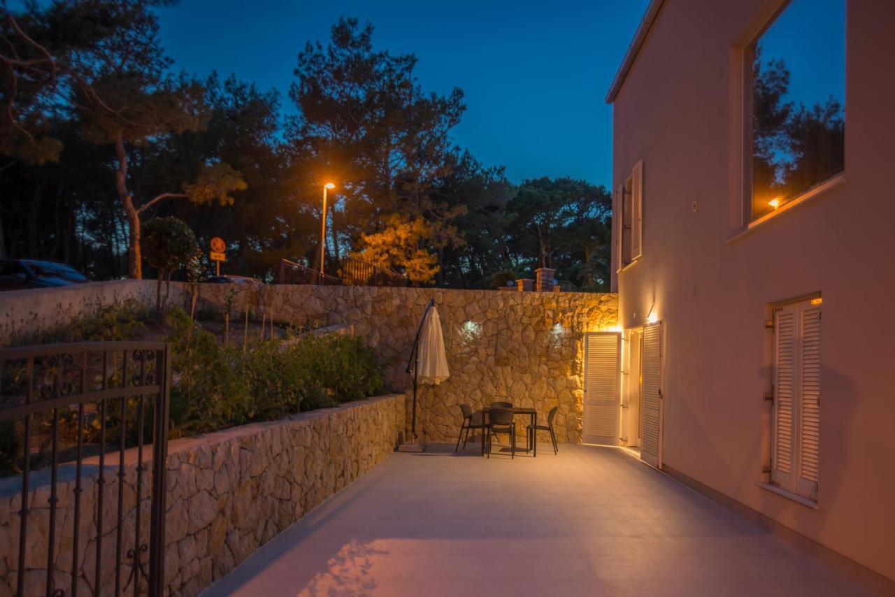 Cikat Bay Residence Mali Lošinj Buitenkant foto