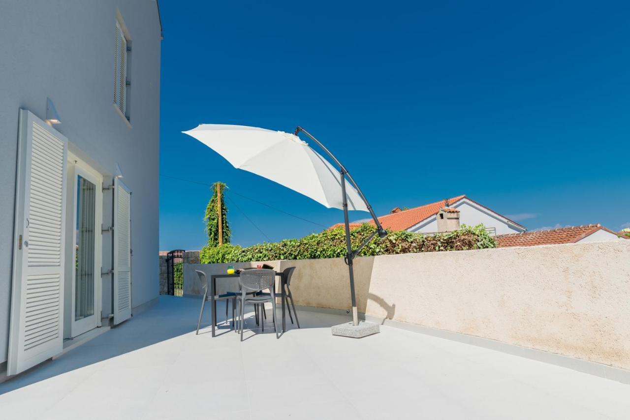 Cikat Bay Residence Mali Lošinj Buitenkant foto